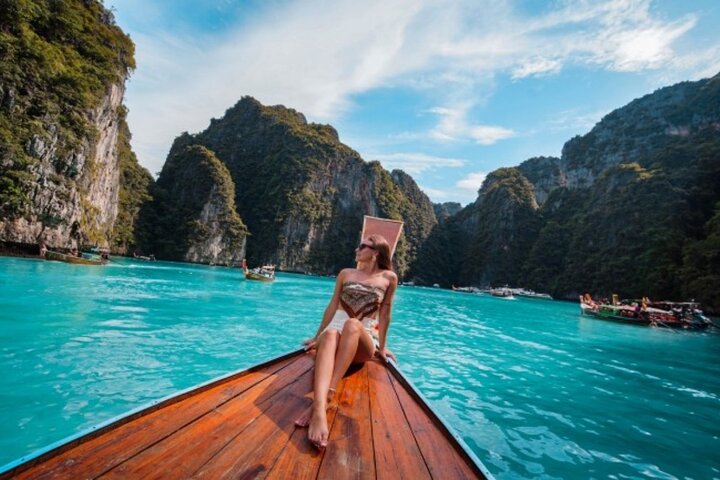 Luxe catamaran cruise naar Phi Phi, Maya Bay en Maithon eiland vanuit Phuket, foto 32 | wizardtrip