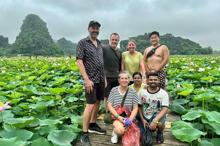 Excursion d'une journée pittoresque à Ninh Binh depuis Hanoï, avec balades en bateau, sites anciens et vélo à la campagne, photo 33 | wizardtrip