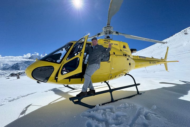 Tour in elicottero sul Monte Everest, Nepal, con viste aeree mozzafiato sull'Himalaya, foto 6 | wizardtrip
