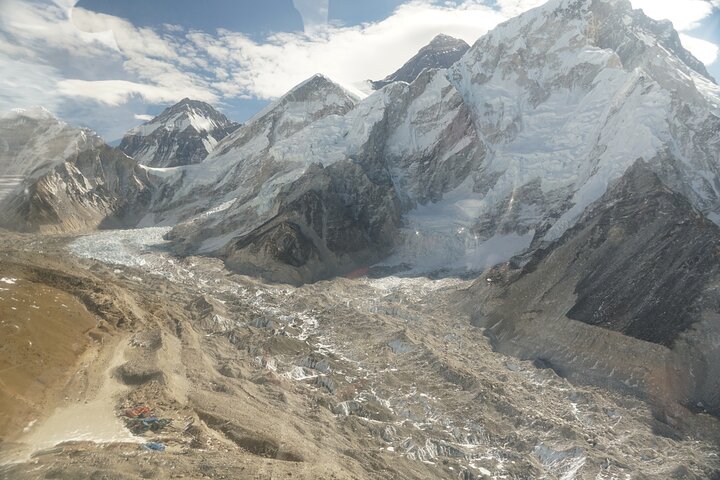 Tour in elicottero sul Monte Everest, Nepal, con viste aeree mozzafiato sull'Himalaya, foto 22 | wizardtrip