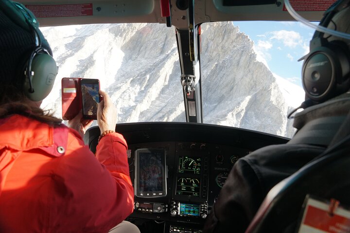 Tour in elicottero sul Monte Everest, Nepal, con viste aeree mozzafiato sull'Himalaya, foto 27 | wizardtrip