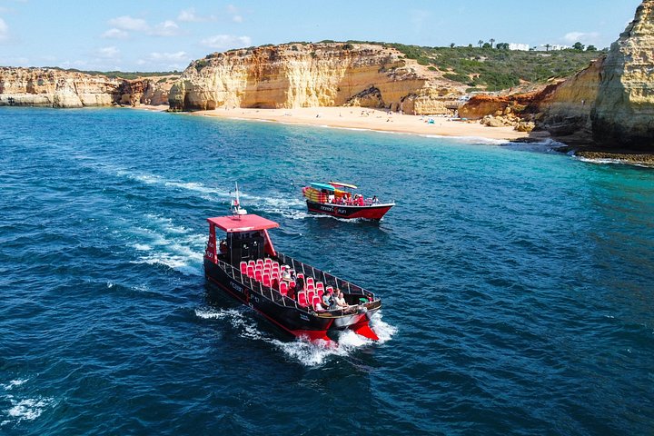 Katamankryssning som utforskar Benagilklipporna och Algarvekusten i Portimão, Portugal, foto 6 | wizardtrip