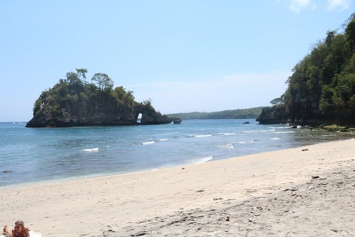 Privat tur till Nusa Penida från Bali, med Kelingking Beach, Angel's Billabong och Broken Beach, foto 13 | wizardtrip