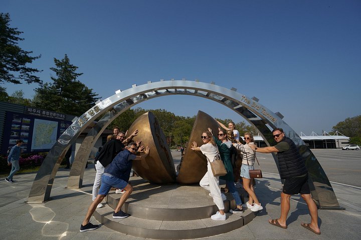 Privat tur, der udforsker DMZ, Hængebroen og N Seoul Tower i Seoul, Sydkorea, foto 9 | wizardtrip