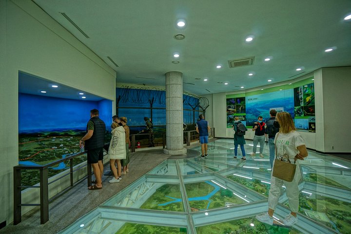 Privat tur, der udforsker DMZ, Hængebroen og N Seoul Tower i Seoul, Sydkorea, foto 13 | wizardtrip