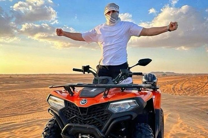Oplev en spændende VIP-ørkensafari i Dubai med sandkørsel, quad biking, kamelture og kulturelle shows, foto 7 | wizardtrip