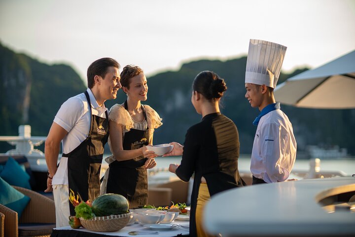 Mooie cruise door Ha Long Bay en Lan Ha Bay met kajakken en culturele activiteiten, foto 10 | wizardtrip