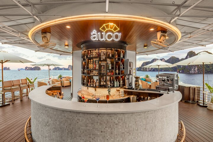 Mooie cruise door Ha Long Bay en Lan Ha Bay met kajakken en culturele activiteiten, foto 15 | wizardtrip