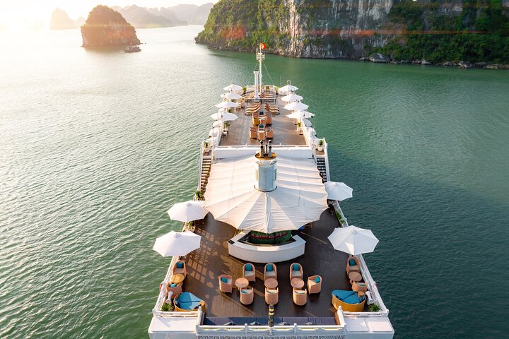Mooie cruise door Ha Long Bay en Lan Ha Bay met kajakken en culturele activiteiten, foto 16 | wizardtrip
