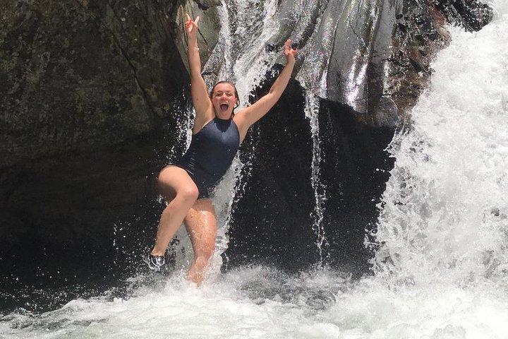 Explore as cascatas, o escorrega aquático e as trilhas exuberantes da Floresta Tropical El Yunque num passeio guiado a partir de San Juan, foto 7 | wizardtrip