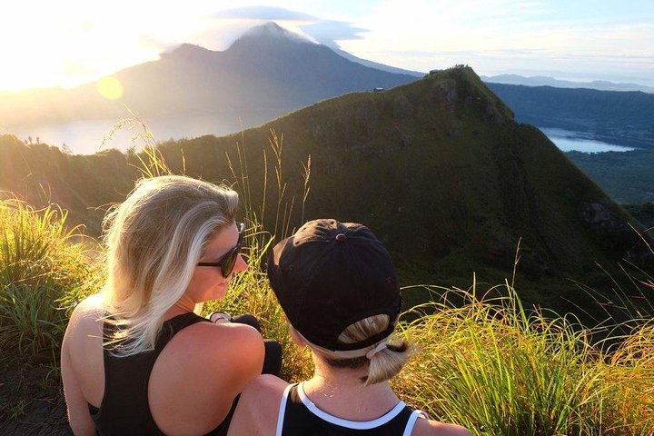 Solopgangsvandretur til Mount Batur-toppen i Ubud, Bali, Indonesien, med vulkansk udsigt og morgenmad, foto 10 | wizardtrip