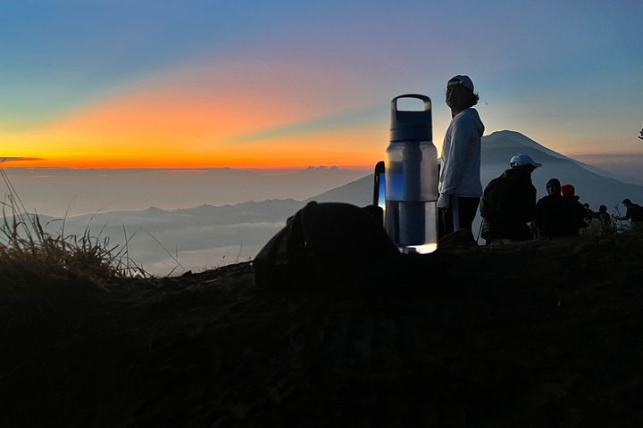 Solopgangsvandretur til Mount Batur-toppen i Ubud, Bali, Indonesien, med vulkansk udsigt og morgenmad, foto 18 | wizardtrip