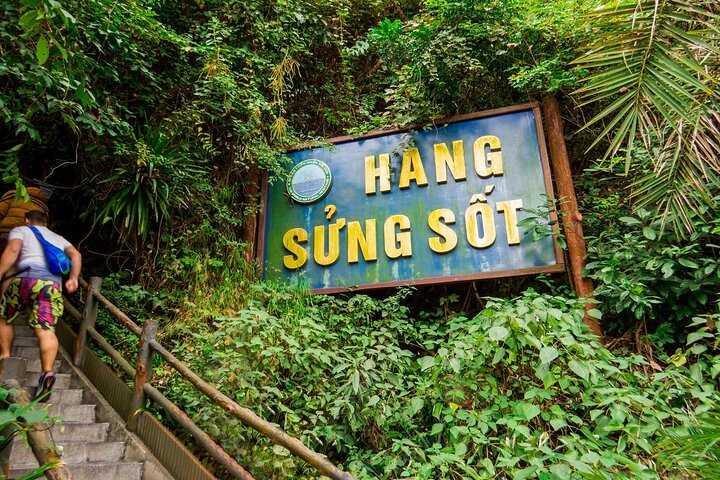 Full-day cruise exploring Ha Long Bay's caves, islands, and waters from Hanoi, photo 16 | wizardtrip