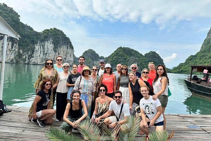 Luxury cruise navigating through the stunning limestone karsts of Ha Long Bay, Vietnam, photo 50 | wizardtrip