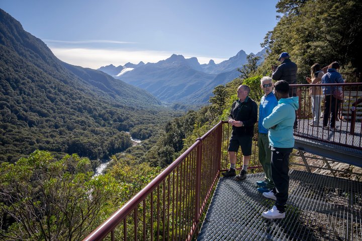 Tour de día completo a Milford Sound desde Te Anau con crucero y caminatas, foto 13 | wizardtrip