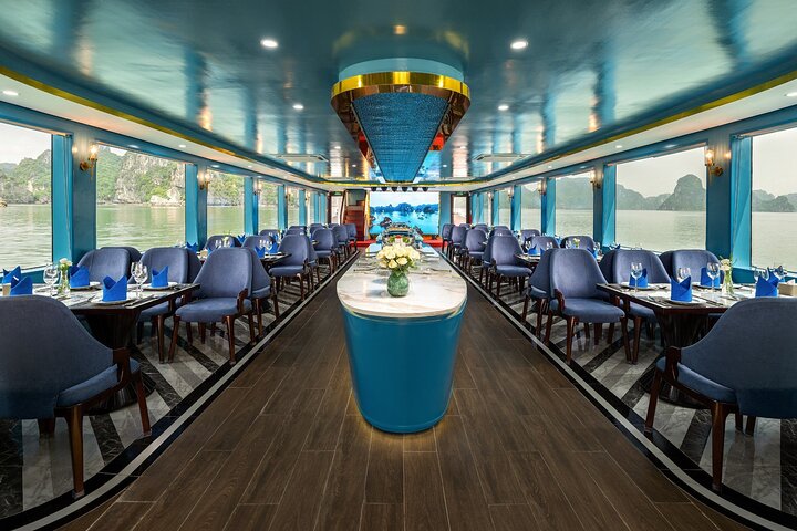 Luxury Halong Bay day cruise with limestone karsts, buffet lunch, and onboard relaxation, photo 10 | wizardtrip