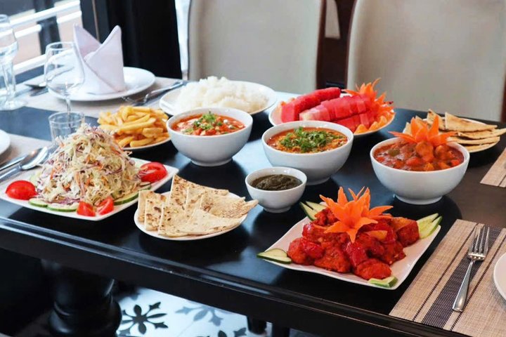 Luxury Halong Bay day cruise with limestone karsts, buffet lunch, and onboard relaxation, photo 19 | wizardtrip