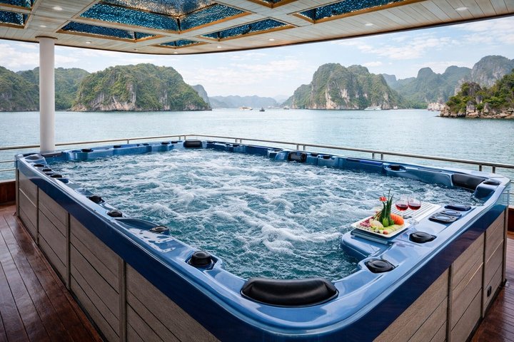 Luxury Halong Bay day cruise with limestone karsts, buffet lunch, and onboard relaxation, photo 20 | wizardtrip