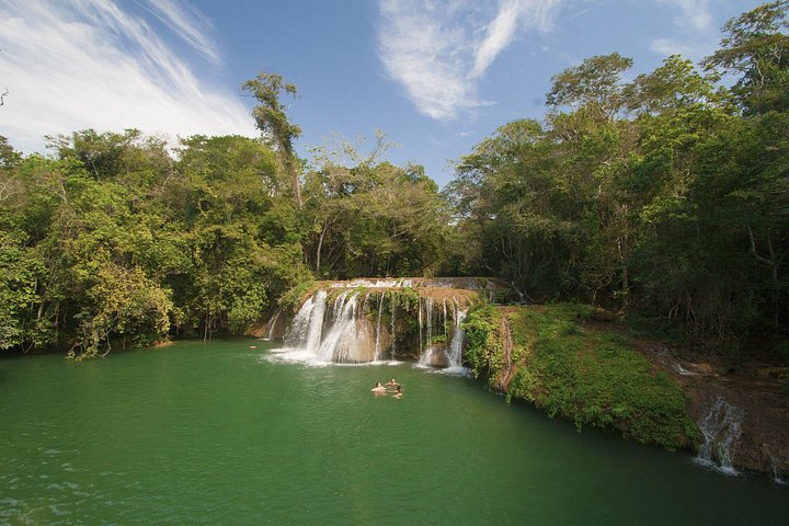 Udforsk vandfald og naturstier ved Estancia Mimosa, Bonito, Brasilien, foto 17 | wizardtrip