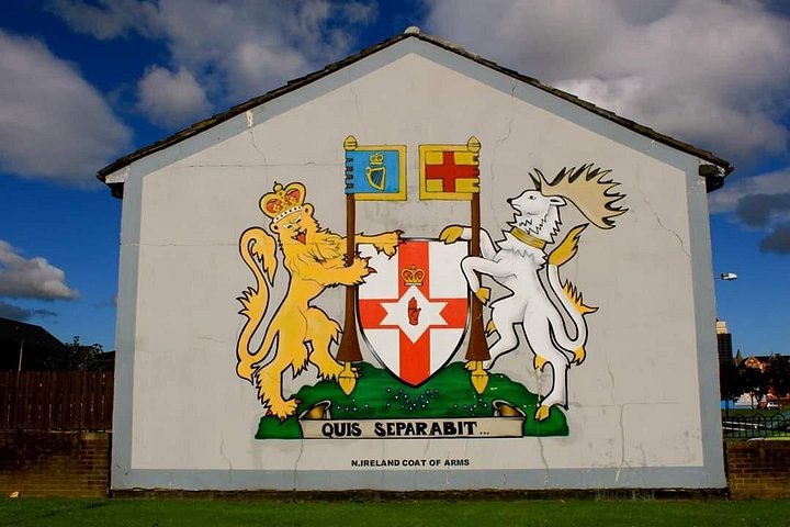 Explorez les murales et les Murs de la Paix de Belfast lors d'une visite privée en taxi avec un guide local, photo 100 | wizardtrip
