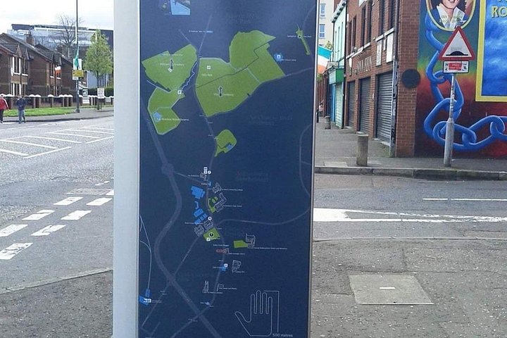 Explorez les murales et les Murs de la Paix de Belfast lors d'une visite privée en taxi avec un guide local, photo 112 | wizardtrip