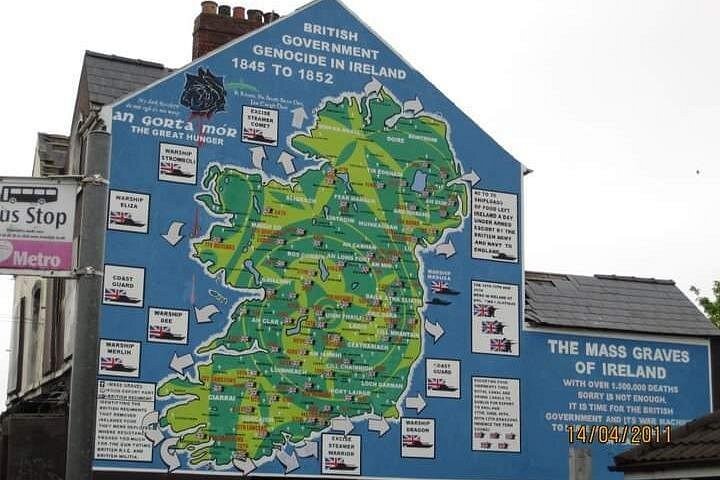 Explorez les murales et les Murs de la Paix de Belfast lors d'une visite privée en taxi avec un guide local, photo 131 | wizardtrip