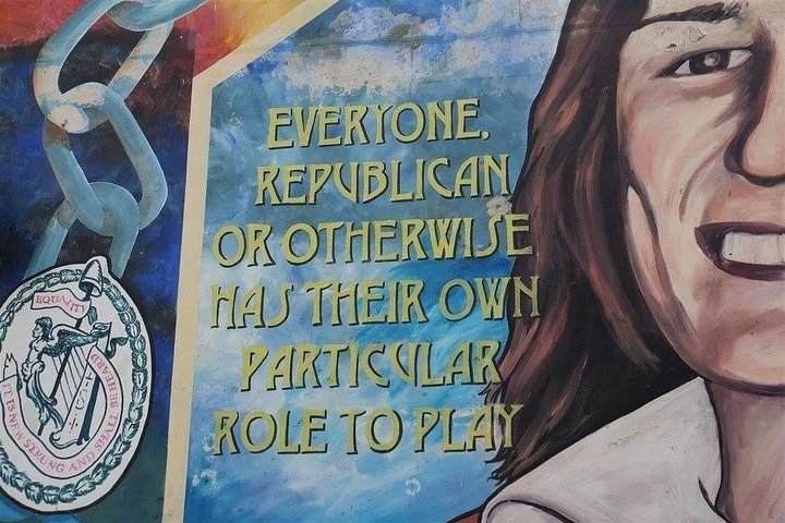 Explorez les murales et les Murs de la Paix de Belfast lors d'une visite privée en taxi avec un guide local, photo 152 | wizardtrip