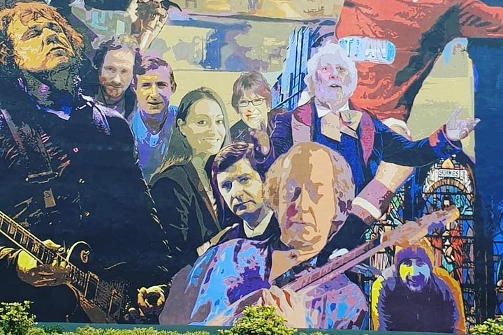 Explorez les murales et les Murs de la Paix de Belfast lors d'une visite privée en taxi avec un guide local, photo 207 | wizardtrip