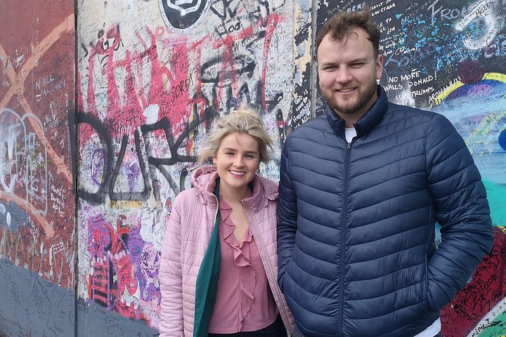 Explorez les murales et les Murs de la Paix de Belfast lors d'une visite privée en taxi avec un guide local, photo 279 | wizardtrip