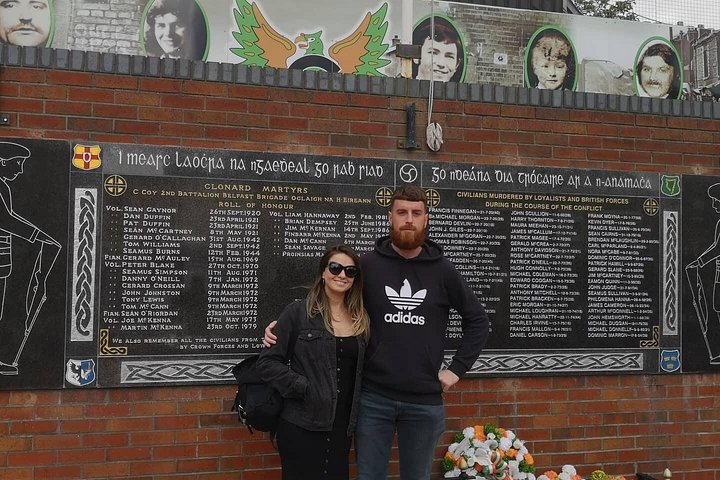 Explorez les murales et les Murs de la Paix de Belfast lors d'une visite privée en taxi avec un guide local, photo 281 | wizardtrip