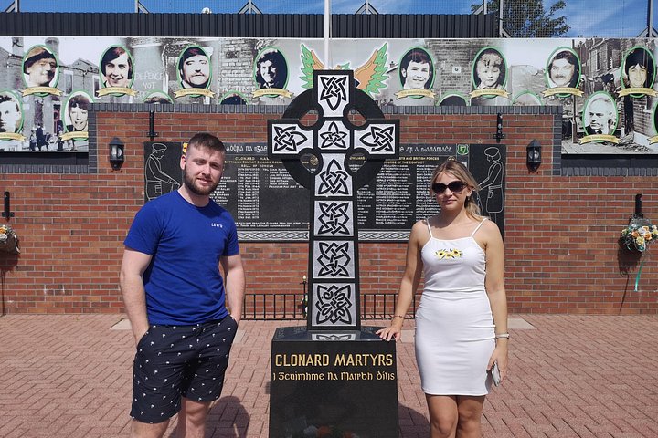 Explorez les murales et les Murs de la Paix de Belfast lors d'une visite privée en taxi avec un guide local, photo 291 | wizardtrip