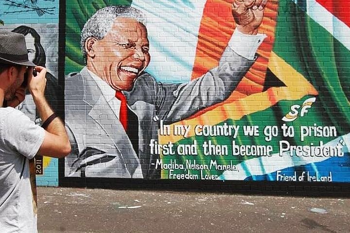 Explorez les murales et les Murs de la Paix de Belfast lors d'une visite privée en taxi avec un guide local, photo 35 | wizardtrip