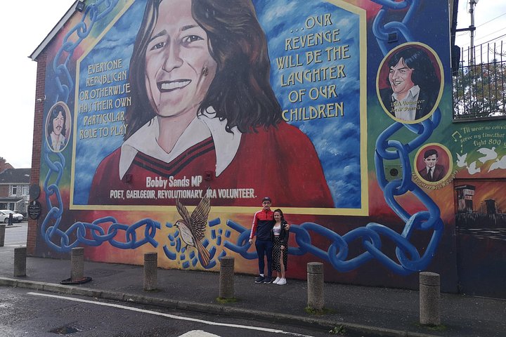 Explorez les murales et les Murs de la Paix de Belfast lors d'une visite privée en taxi avec un guide local, photo 374 | wizardtrip