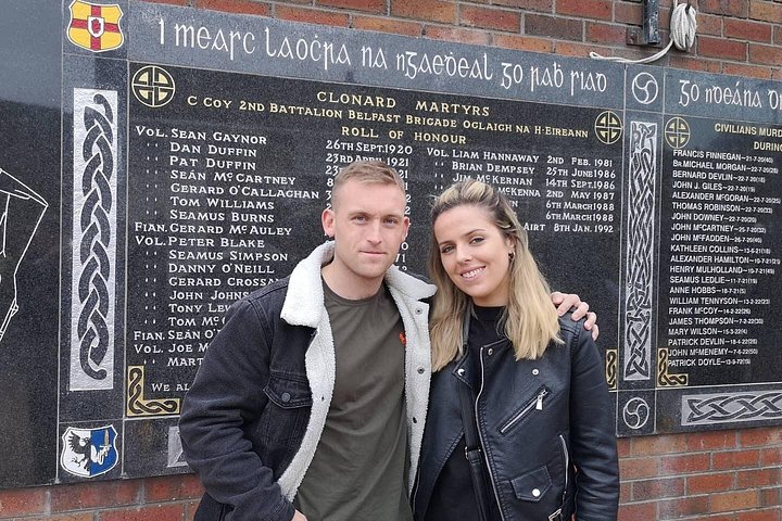 Explorez les murales et les Murs de la Paix de Belfast lors d'une visite privée en taxi avec un guide local, photo 385 | wizardtrip