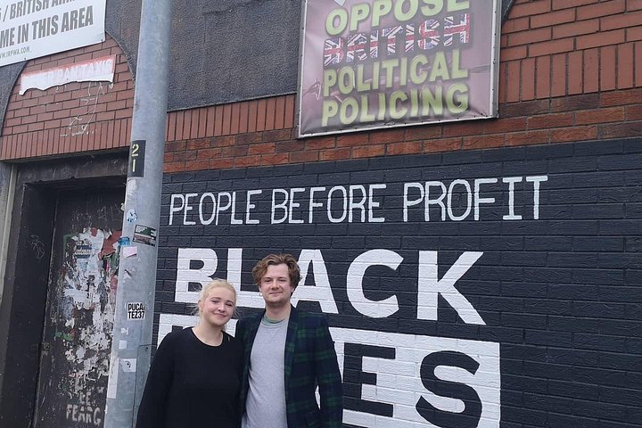 Explorez les murales et les Murs de la Paix de Belfast lors d'une visite privée en taxi avec un guide local, photo 411 | wizardtrip