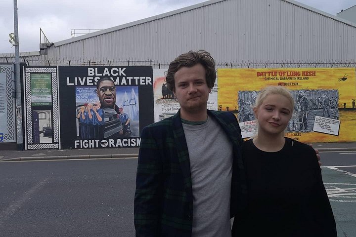 Explorez les murales et les Murs de la Paix de Belfast lors d'une visite privée en taxi avec un guide local, photo 412 | wizardtrip