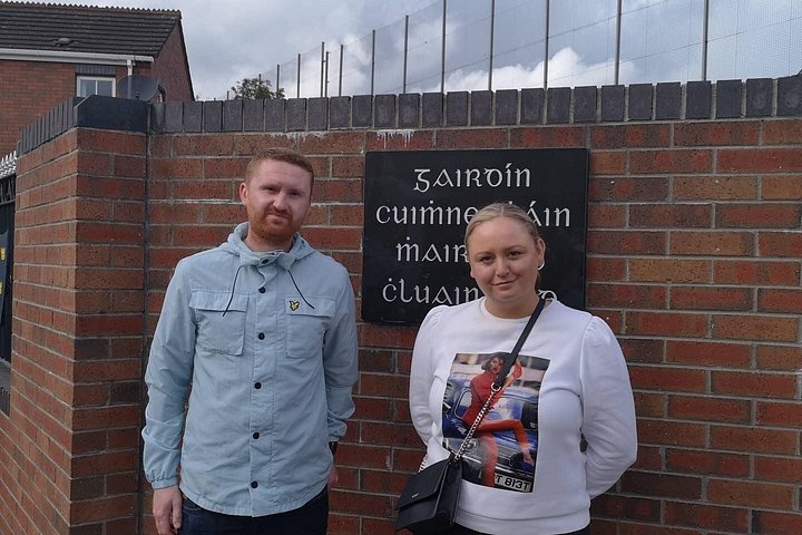 Explorez les murales et les Murs de la Paix de Belfast lors d'une visite privée en taxi avec un guide local, photo 417 | wizardtrip
