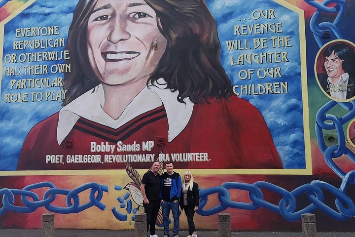 Explorez les murales et les Murs de la Paix de Belfast lors d'une visite privée en taxi avec un guide local, photo 440 | wizardtrip