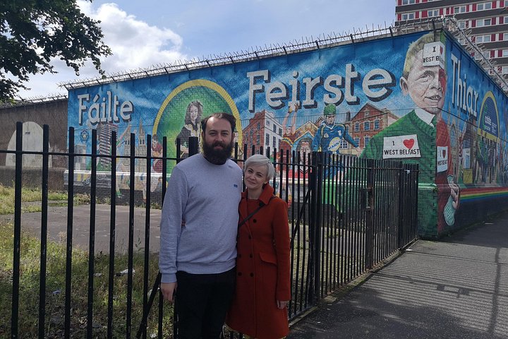 Explorez les murales et les Murs de la Paix de Belfast lors d'une visite privée en taxi avec un guide local, photo 449 | wizardtrip
