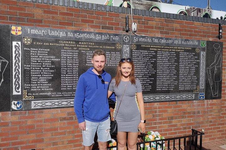 Explorez les murales et les Murs de la Paix de Belfast lors d'une visite privée en taxi avec un guide local, photo 462 | wizardtrip