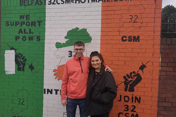 Explorez les murales et les Murs de la Paix de Belfast lors d'une visite privée en taxi avec un guide local, photo 481 | wizardtrip