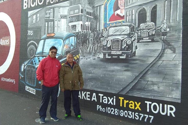 Explorez les murales et les Murs de la Paix de Belfast lors d'une visite privée en taxi avec un guide local, photo 507 | wizardtrip