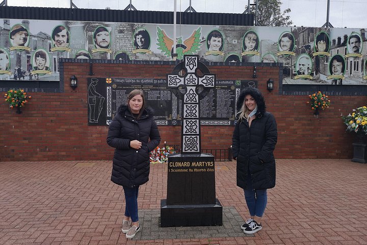 Explorez les murales et les Murs de la Paix de Belfast lors d'une visite privée en taxi avec un guide local, photo 518 | wizardtrip
