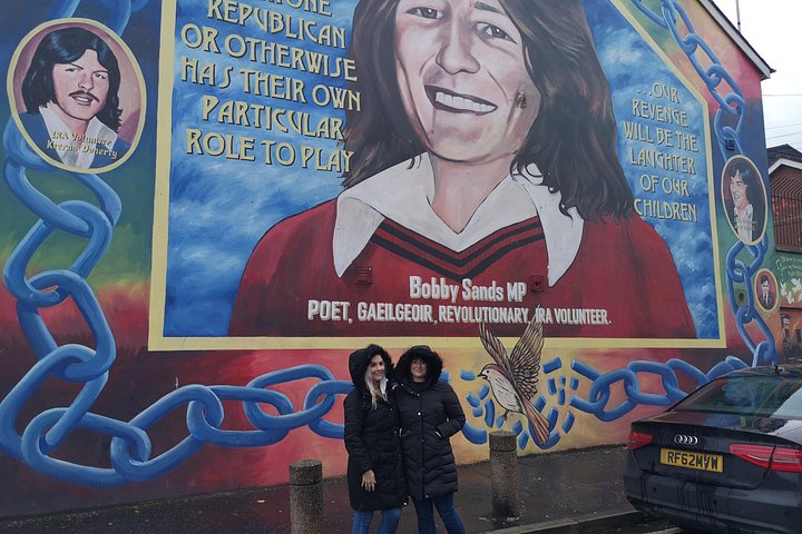 Explorez les murales et les Murs de la Paix de Belfast lors d'une visite privée en taxi avec un guide local, photo 519 | wizardtrip