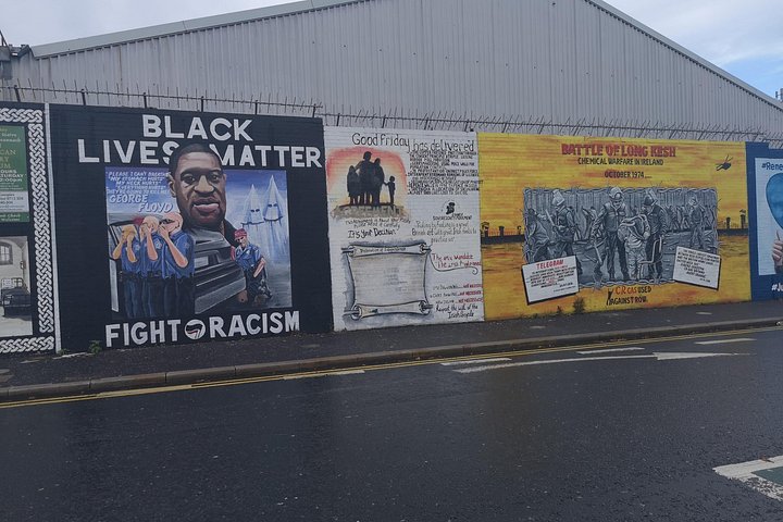 Explorez les murales et les Murs de la Paix de Belfast lors d'une visite privée en taxi avec un guide local, photo 531 | wizardtrip