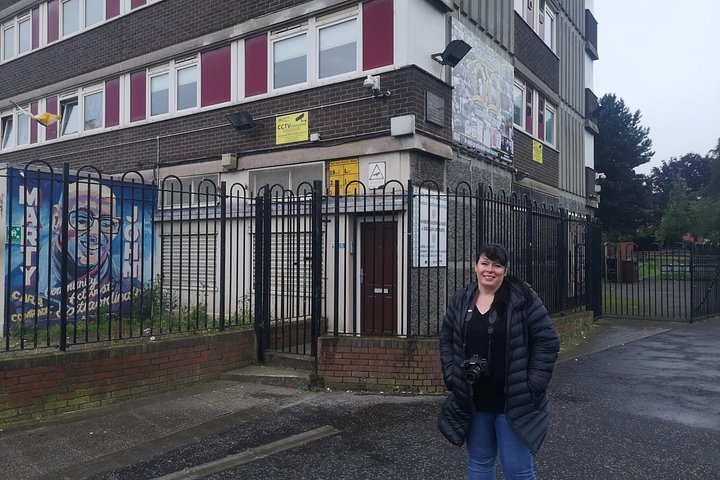 Explorez les murales et les Murs de la Paix de Belfast lors d'une visite privée en taxi avec un guide local, photo 545 | wizardtrip