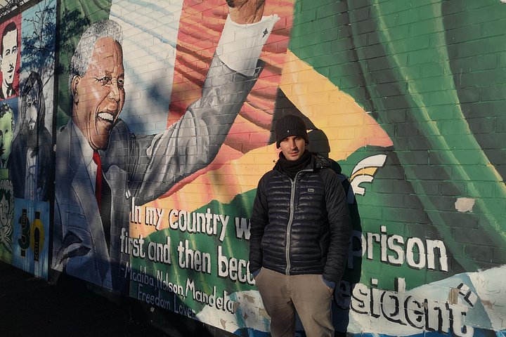 Explorez les murales et les Murs de la Paix de Belfast lors d'une visite privée en taxi avec un guide local, photo 554 | wizardtrip
