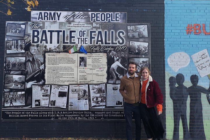 Explorez les murales et les Murs de la Paix de Belfast lors d'une visite privée en taxi avec un guide local, photo 562 | wizardtrip