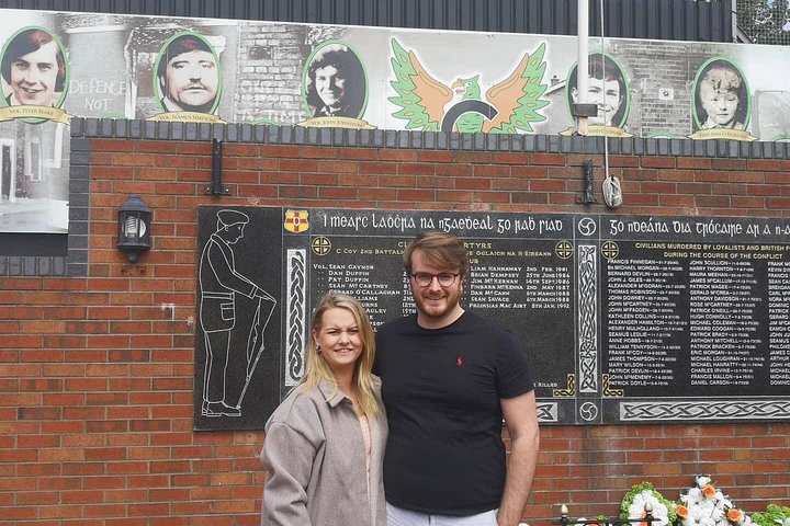 Explorez les murales et les Murs de la Paix de Belfast lors d'une visite privée en taxi avec un guide local, photo 626 | wizardtrip
