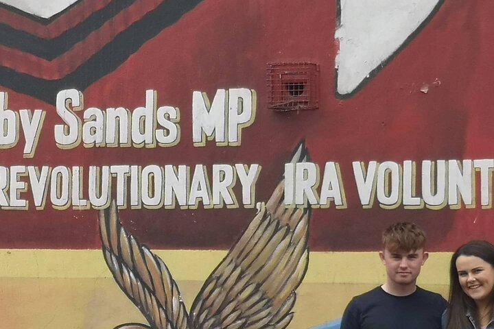 Explorez les murales et les Murs de la Paix de Belfast lors d'une visite privée en taxi avec un guide local, photo 653 | wizardtrip